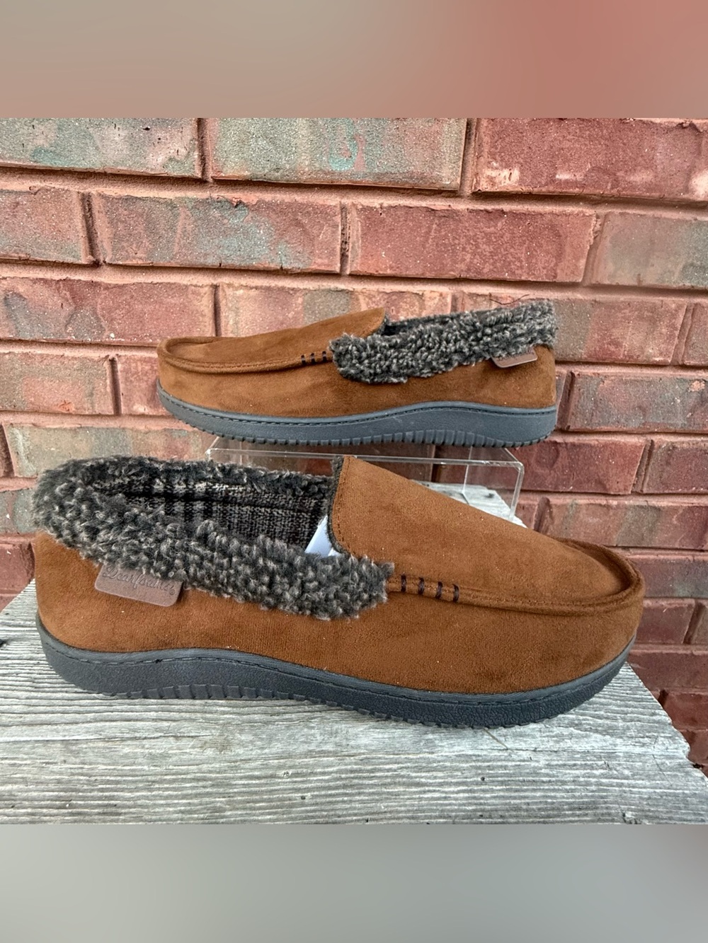 Dearfoams Men's Alexander Slippers Shoes 9-10 Medium Microsuede Moccasin Brown